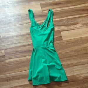Green Sleeveless sports Dress